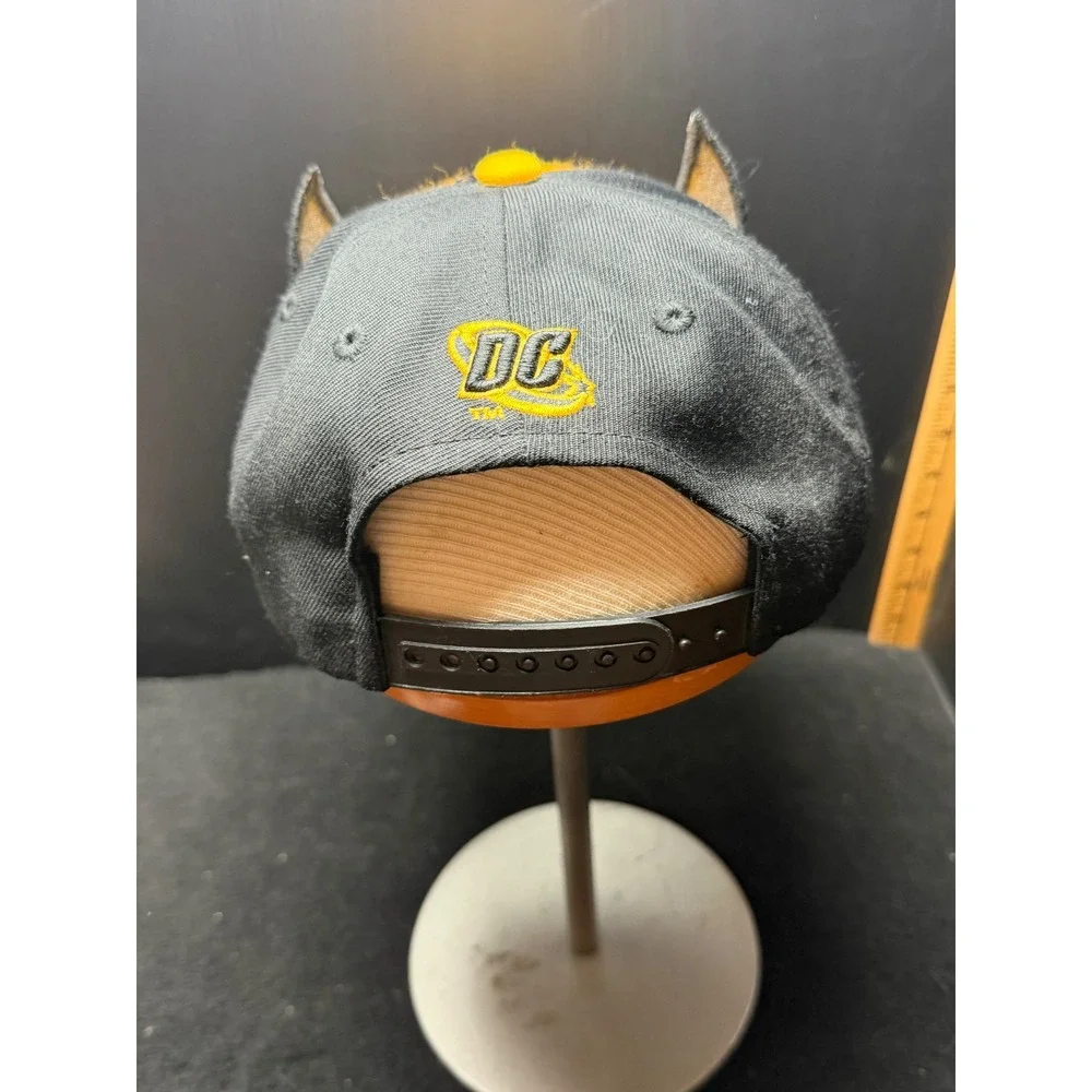 DC Comics Batman Kids Snapback Hat Yellow Black Mask Ears Cap BAT-018 52cm